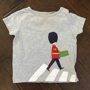 Baby Boden drummer boy t-shirt. 6-12 months